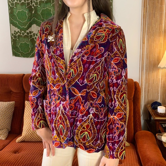 RARE 60s/70s Hippie, Woodstock Era Silk Velvet Embroidered Blazer Jacket - Picture 4 of 6